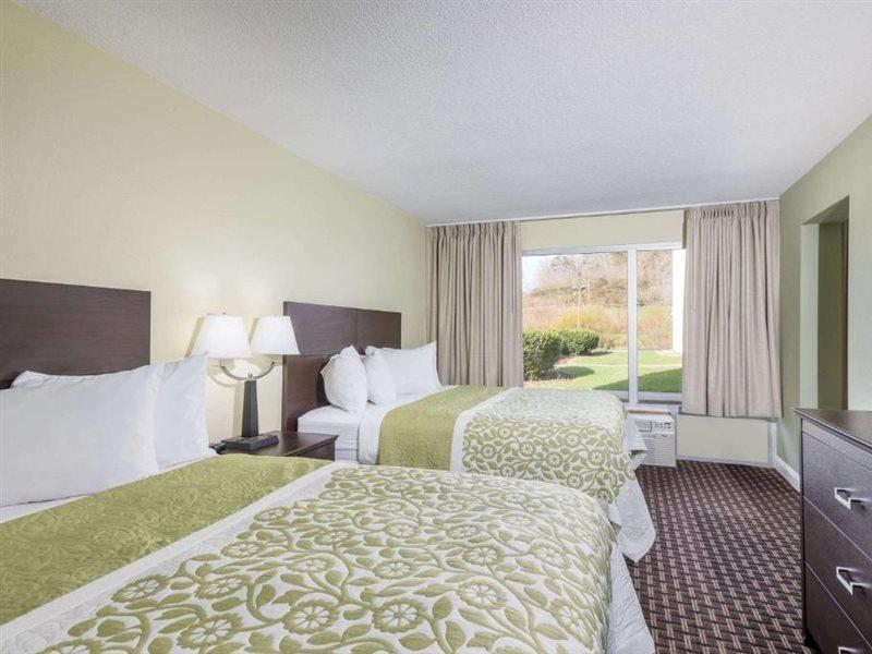 Days Inn By Wyndham Jellico - Tennessee State Line Kültér fotó